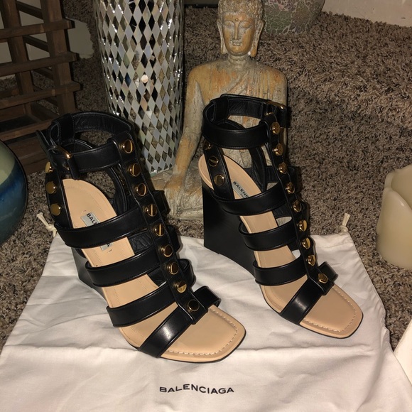 Balenciaga 🤩Host Pick🤩Caged Wedge Leather Sandal - Picture 2 of 5